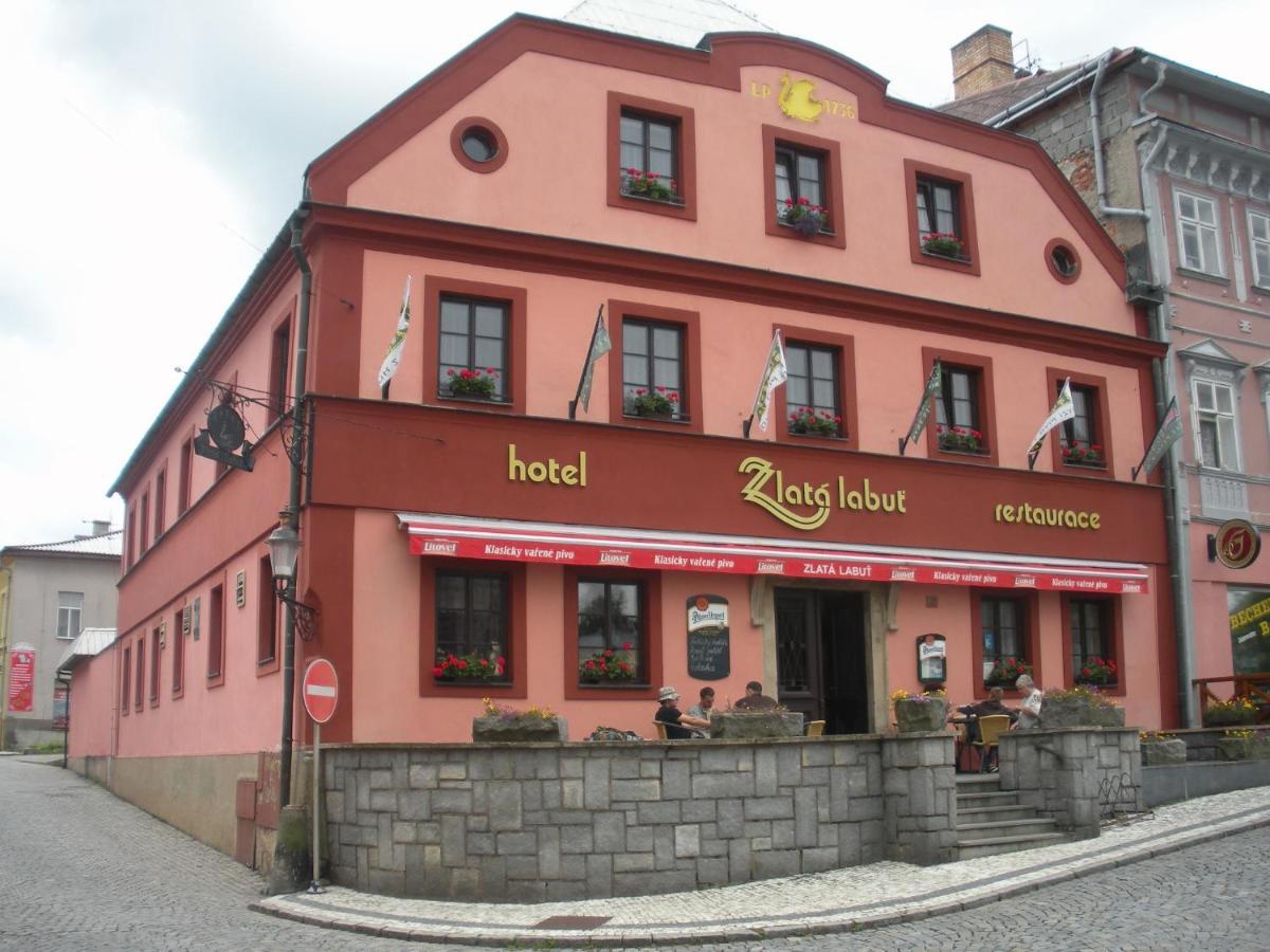 Hotel Zlata Labut Králíky المظهر الخارجي الصورة