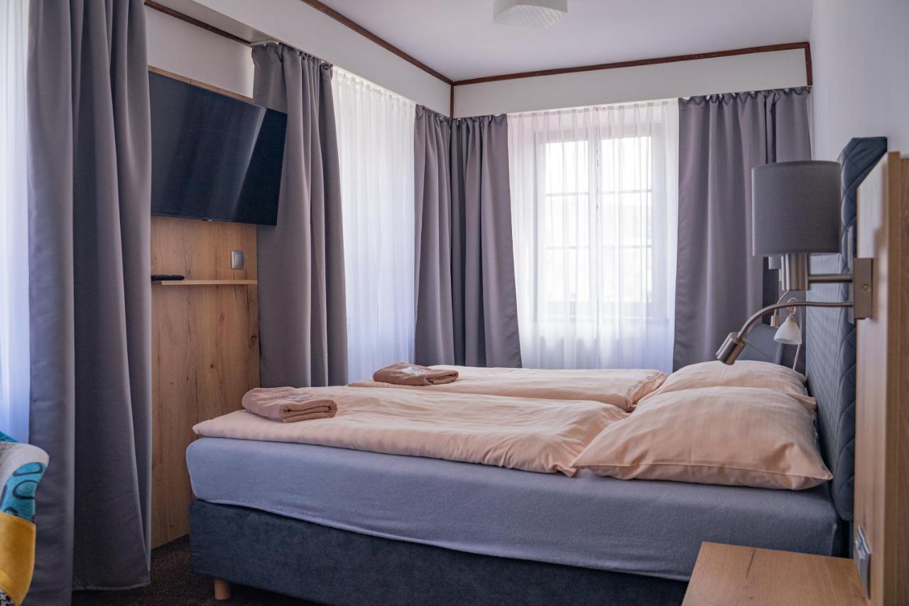 Hotel Zlata Labut Králíky المظهر الخارجي الصورة